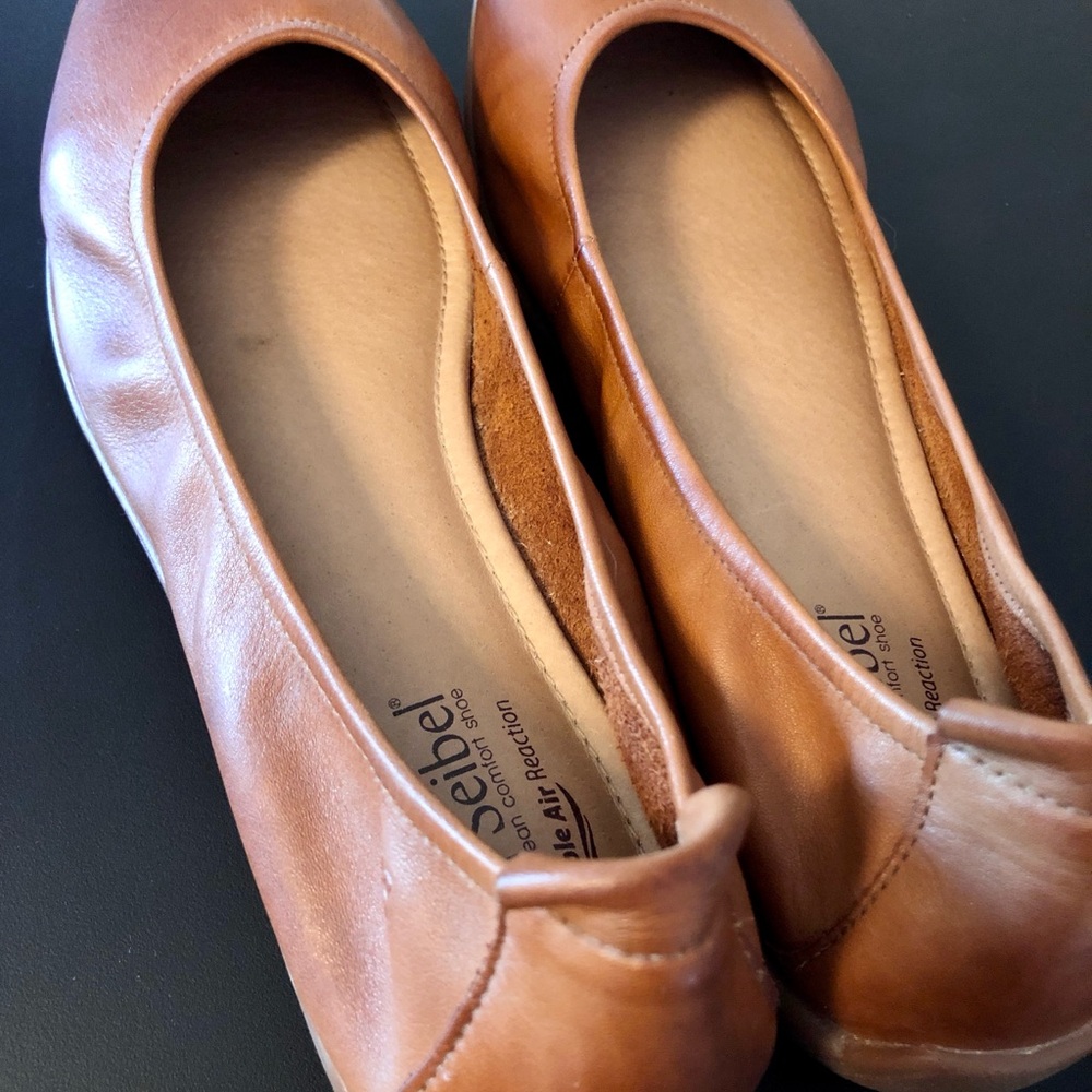 Josef Seibel Women's Brown Leather Ballet Flats - Picture 5 of 7